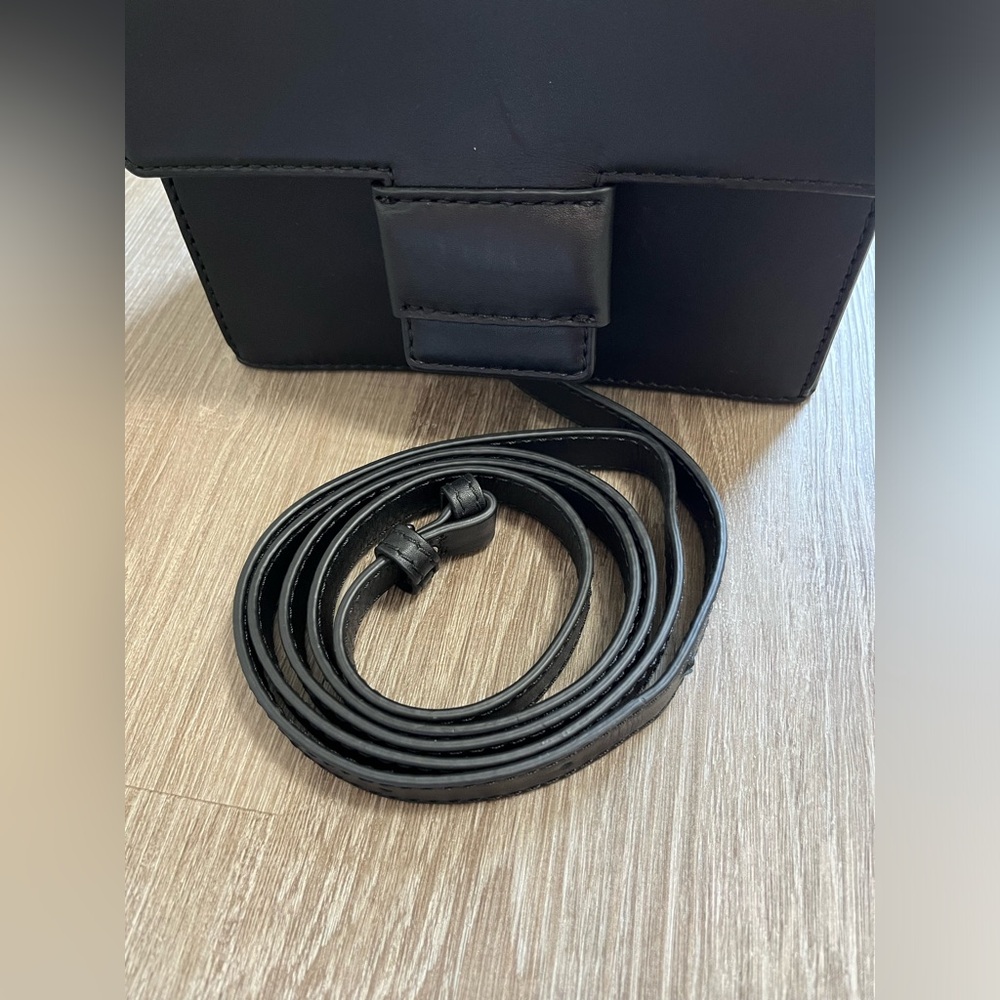 Steven Alan Meryl Cow Leather Crossbody Camera Box Bag Purse In Black - Picture 8 of 11